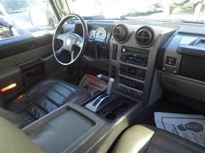 2004 Hummer H2 6.0L V8 4X4   - Photo 14 - Cincinnati, OH 45255