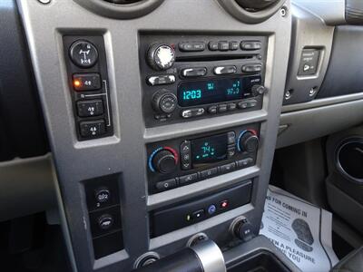 2004 Hummer H2 6.0L V8 4X4   - Photo 19 - Cincinnati, OH 45255