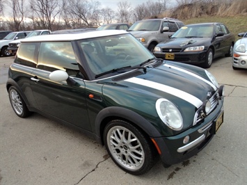 2002 MINI Cooper   - Photo 1 - Cincinnati, OH 45255