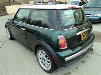 2002 MINI Cooper   - Photo 4 - Cincinnati, OH 45255