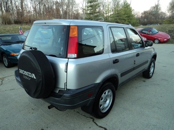 2001 Honda CR-V LX   - Photo 6 - Cincinnati, OH 45255