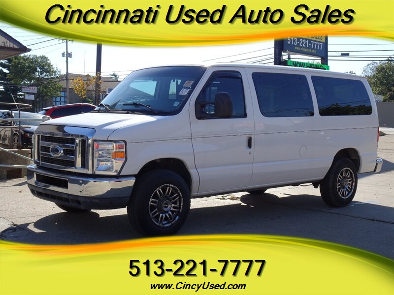 2011 Ford E-Series Van E-350 SD XLT Driver handicap van  