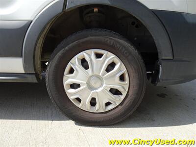 2020 Ford Transit 250   - Photo 31 - Cincinnati, OH 45255