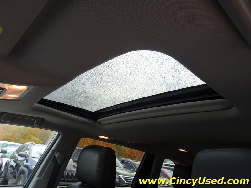 2017 Toyota Highlander XLE - Photo 27 - Cincinnati, OH 45255