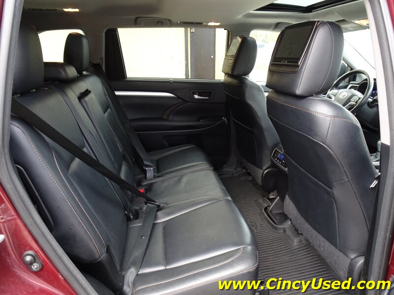 2017 Toyota Highlander XLE - Photo 16 - Cincinnati, OH 45255