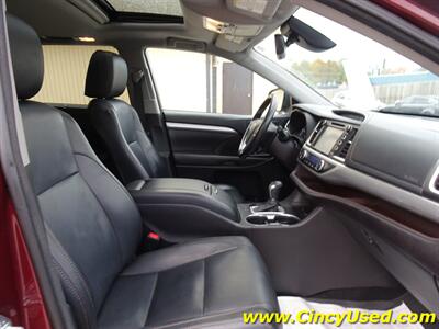 2017 Toyota Highlander XLE - Photo 18 - Cincinnati, OH 45255