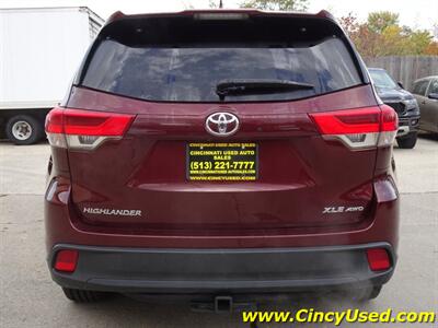 2017 Toyota Highlander XLE - Photo 7 - Cincinnati, OH 45255