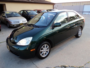 2002 Toyota Prius   - Photo 3 - Cincinnati, OH 45255