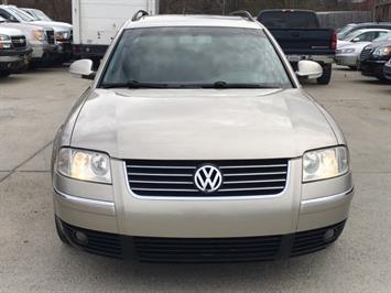 2004 Volkswagen Passat GLX   - Photo 2 - Cincinnati, OH 45255