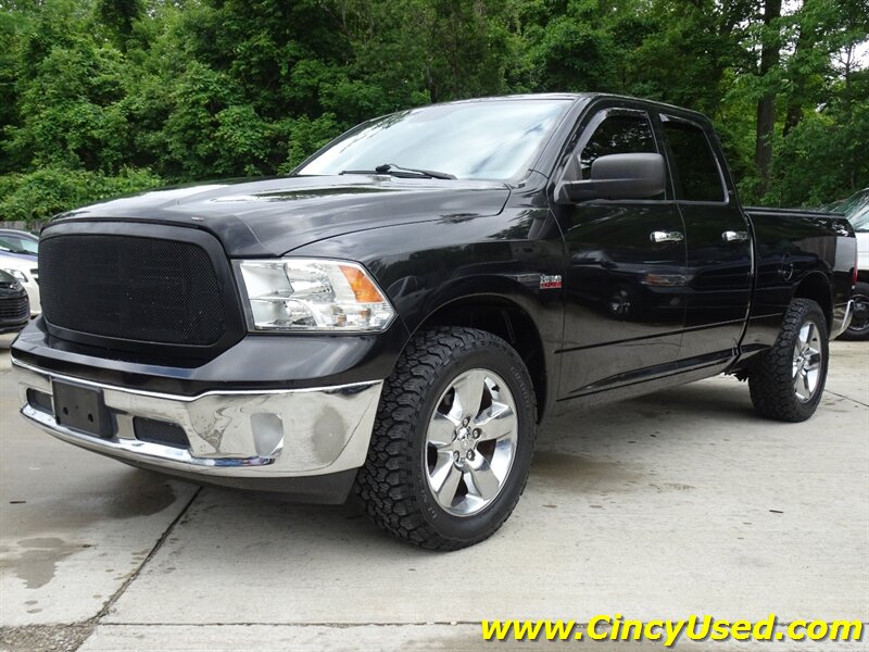 2015 RAM 1500 Big Horn   - Photo 3 - Cincinnati, OH 45255