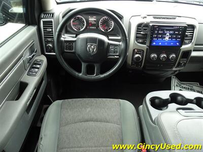 2015 RAM 1500 Big Horn   - Photo 10 - Cincinnati, OH 45255