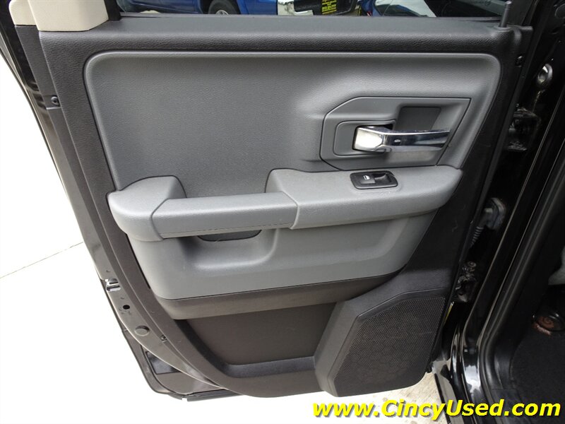 2015 RAM 1500 Big Horn   - Photo 28 - Cincinnati, OH 45255