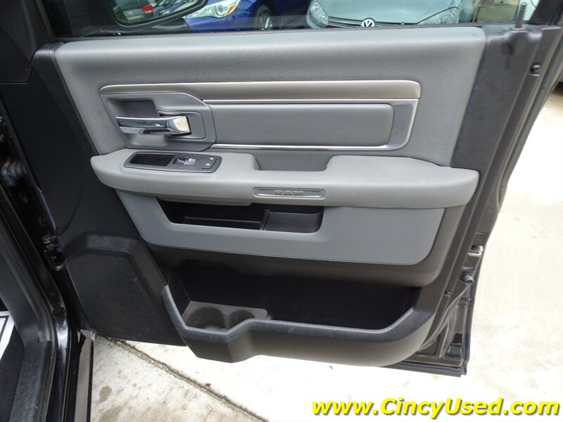 2015 RAM 1500 Big Horn   - Photo 27 - Cincinnati, OH 45255