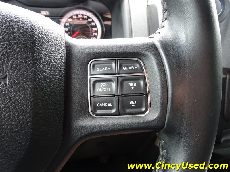 2015 RAM 1500 Big Horn   - Photo 21 - Cincinnati, OH 45255