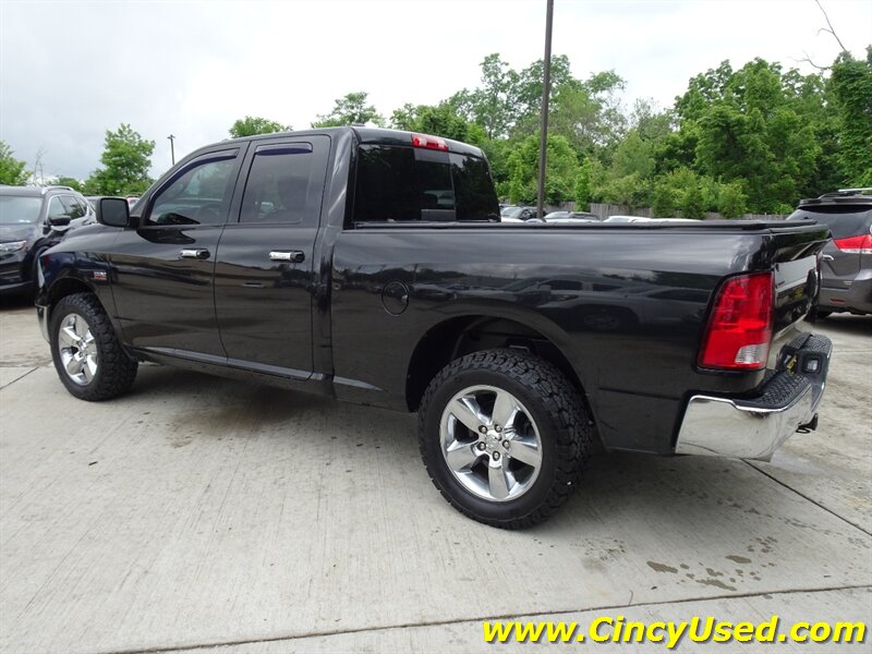 2015 RAM 1500 Big Horn   - Photo 9 - Cincinnati, OH 45255