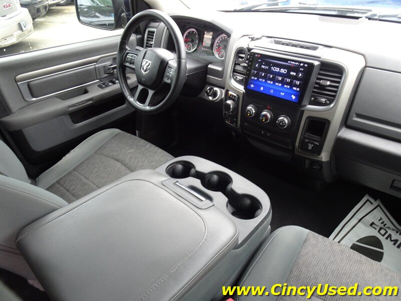 2015 RAM 1500 Big Horn   - Photo 15 - Cincinnati, OH 45255