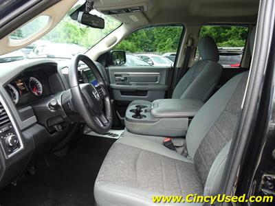 2015 RAM 1500 Big Horn   - Photo 11 - Cincinnati, OH 45255