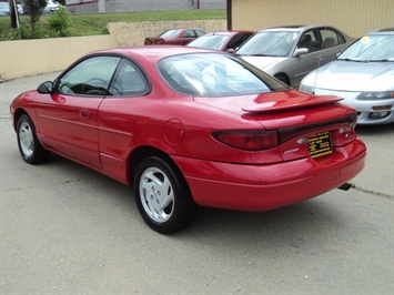 2000 Ford Escort ZX2   - Photo 4 - Cincinnati, OH 45255