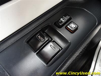 2011 Toyota FJ Cruiser   - Photo 38 - Cincinnati, OH 45255