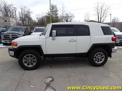 2011 Toyota FJ Cruiser   - Photo 15 - Cincinnati, OH 45255