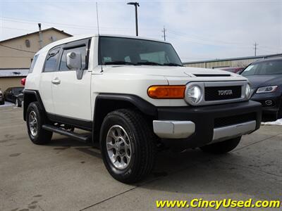 2011 Toyota FJ Cruiser   - Photo 3 - Cincinnati, OH 45255