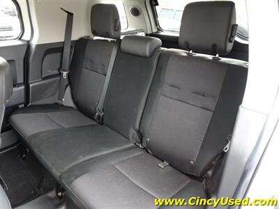 2011 Toyota FJ Cruiser   - Photo 21 - Cincinnati, OH 45255