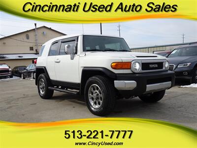 2011 Toyota FJ Cruiser   - Photo 1 - Cincinnati, OH 45255