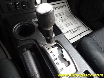 2011 Toyota FJ Cruiser   - Photo 29 - Cincinnati, OH 45255