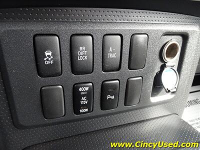 2011 Toyota FJ Cruiser   - Photo 31 - Cincinnati, OH 45255