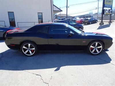 2013 Dodge Challenger SRT8 392   - Photo 7 - Cincinnati, OH 45255