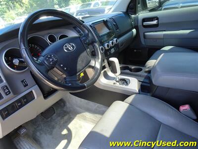 2011 Toyota Sequoia Limited - Photo 12 - Cincinnati, OH 45255