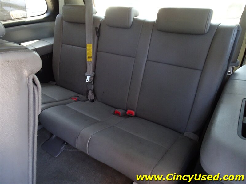 2011 Toyota Sequoia Limited - Photo 15 - Cincinnati, OH 45255
