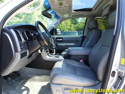 2011 Toyota Sequoia Limited - Photo 11 - Cincinnati, OH 45255