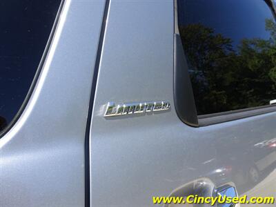 2011 Toyota Sequoia Limited - Photo 34 - Cincinnati, OH 45255