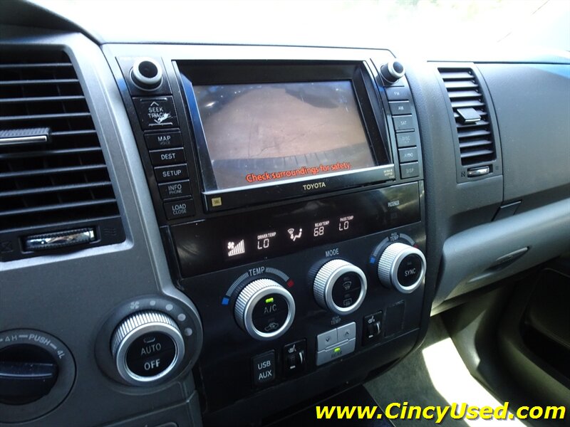 2011 Toyota Sequoia Limited - Photo 22 - Cincinnati, OH 45255