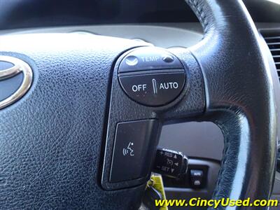 2011 Toyota Sequoia Limited - Photo 26 - Cincinnati, OH 45255