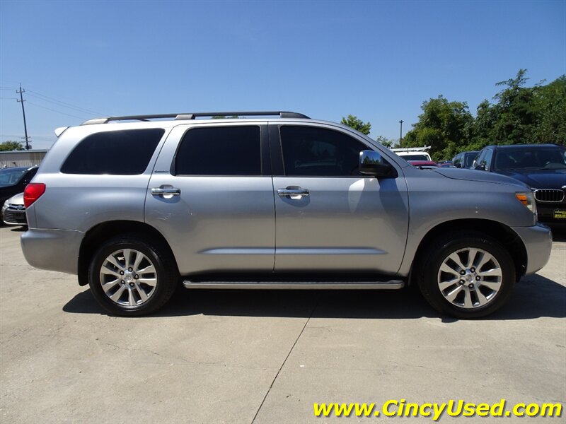 2011 Toyota Sequoia Limited - Photo 6 - Cincinnati, OH 45255