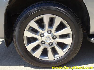 2011 Toyota Sequoia Limited - Photo 38 - Cincinnati, OH 45255