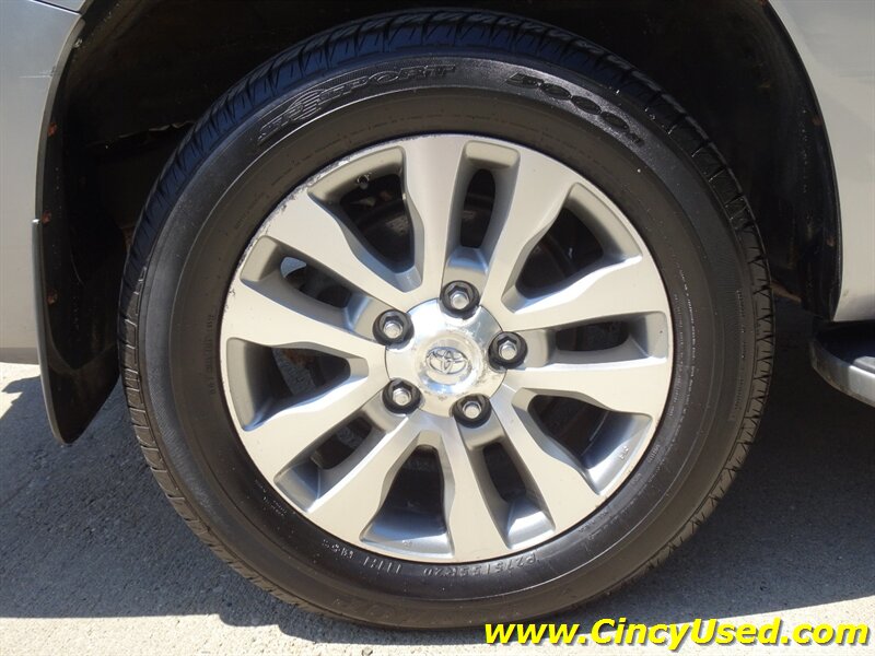 2011 Toyota Sequoia Limited - Photo 38 - Cincinnati, OH 45255