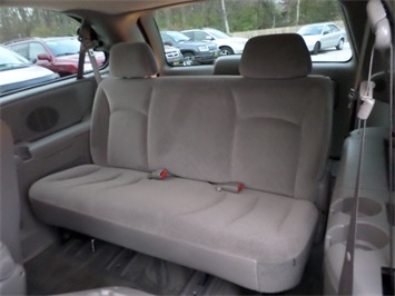 2003 Dodge Grand Caravan Sport   - Photo 17 - Cincinnati, OH 45255