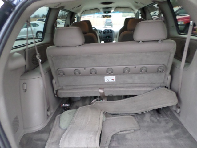 2003 Dodge Grand Caravan Sport   - Photo 25 - Cincinnati, OH 45255