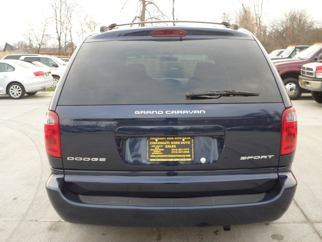 2003 Dodge Grand Caravan Sport   - Photo 5 - Cincinnati, OH 45255