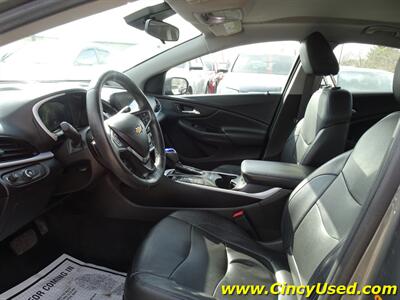 2017 Chevrolet Volt LT   - Photo 9 - Cincinnati, OH 45255