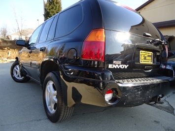 2005 GMC Envoy SLE   - Photo 12 - Cincinnati, OH 45255