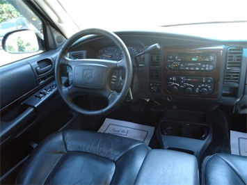 2001 Dodge Durango   - Photo 7 - Cincinnati, OH 45255