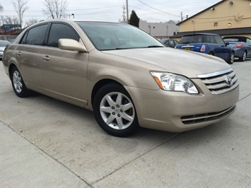 2007 Toyota Avalon XL   - Photo 10 - Cincinnati, OH 45255