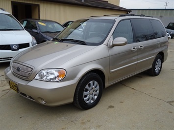 2005 Kia Sedona EX   - Photo 3 - Cincinnati, OH 45255