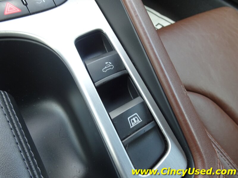 2012 Audi TT 2.0T quattro Premium Plus - Photo 14 - Cincinnati, OH 45255