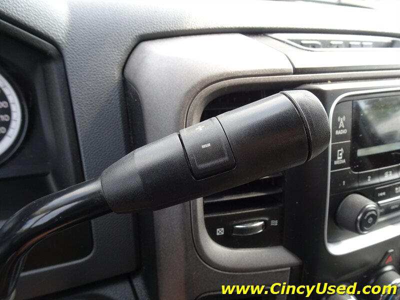2014 RAM 3500 Tradesman - Photo 17 - Cincinnati, OH 45255