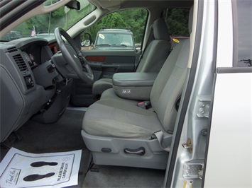 2006 Dodge Ram 1500 SLT   - Photo 14 - Cincinnati, OH 45255